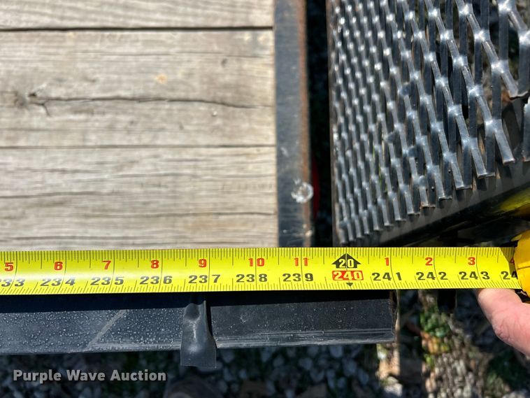 image for item EK4336 2017 Heartland 20' Tandem utility trailer