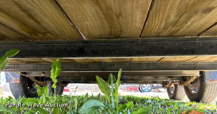 image for item EK4336 2017 Heartland 20' Tandem utility trailer