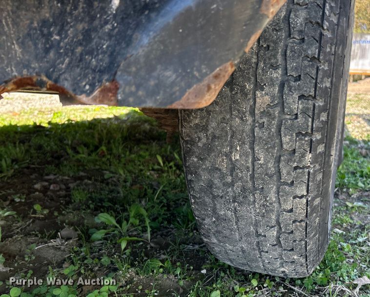 image for item EK4336 2017 Heartland 20' Tandem utility trailer