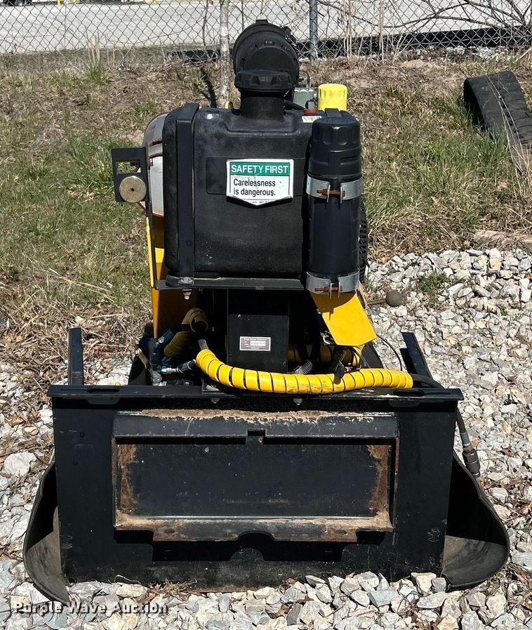 image for item EK4342 Branch Manager  3800 compact utility loader stump grinder