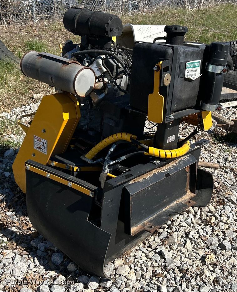 image for item EK4342 Branch Manager  3800 compact utility loader stump grinder