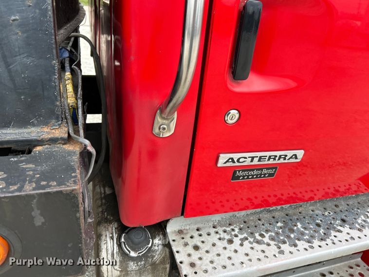 image for item EK4377 2002 Sterling M6500 Acterra rollback truck