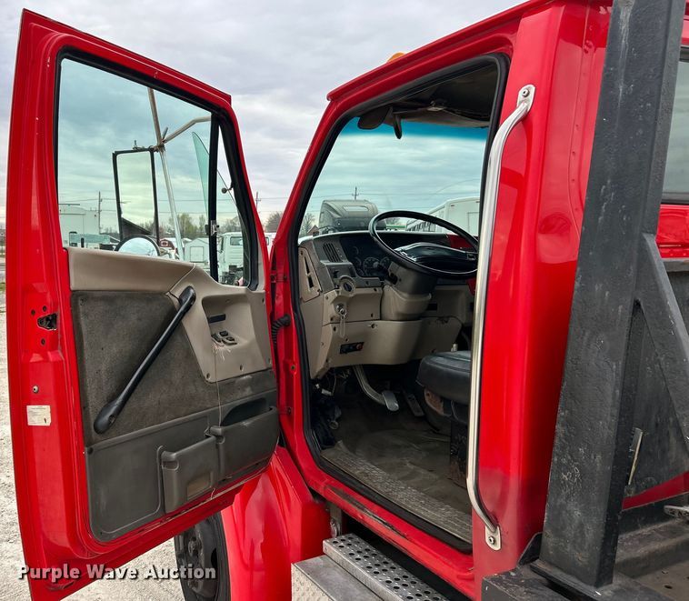 image for item EK4377 2002 Sterling M6500 Acterra rollback truck