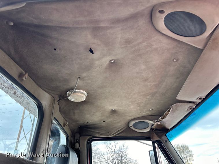 image for item EK4377 2002 Sterling M6500 Acterra rollback truck