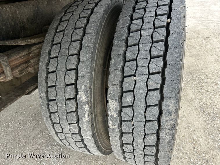 image for item EK4377 2002 Sterling M6500 Acterra rollback truck