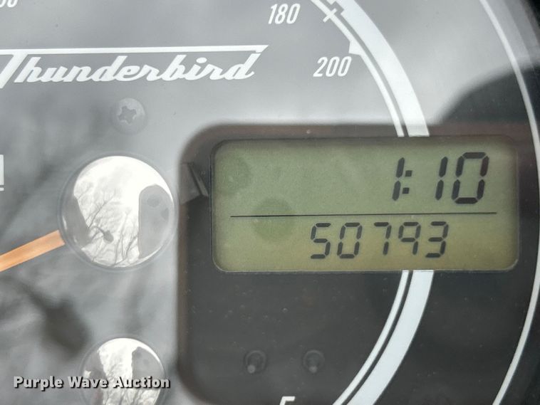 image for item EK4392 2015 Triumph  Thunderbird LT motorcycle