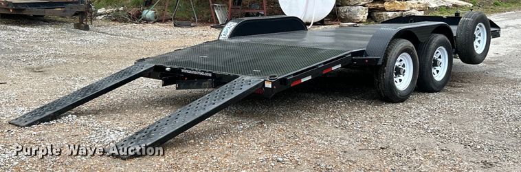 image for item EK4393 2017 Novae ST8218CHS-B-100 equipment trailer