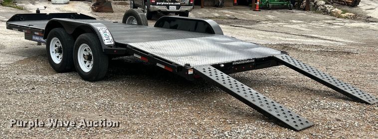 image for item EK4393 2017 Novae ST8218CHS-B-100 equipment trailer