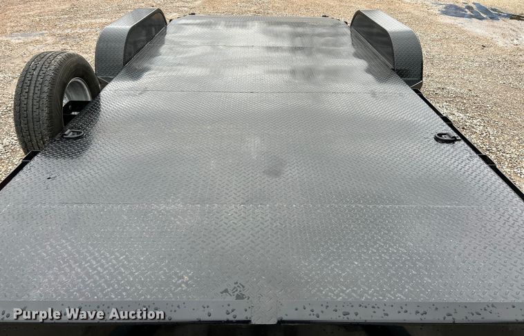 image for item EK4393 2017 Novae ST8218CHS-B-100 equipment trailer