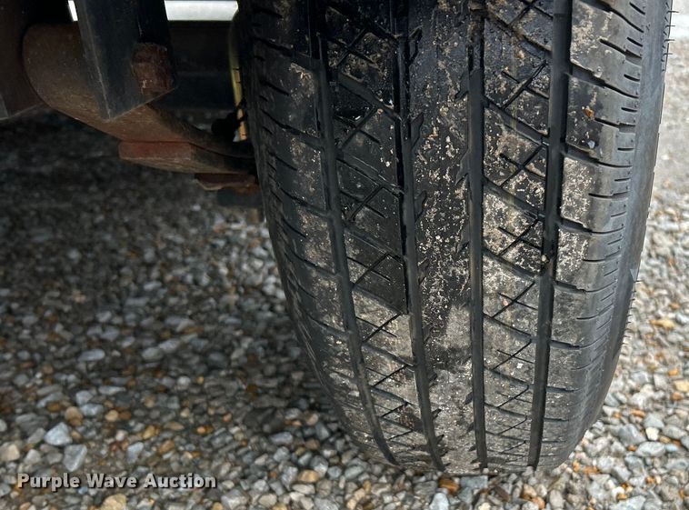 image for item EK4393 2017 Novae ST8218CHS-B-100 equipment trailer