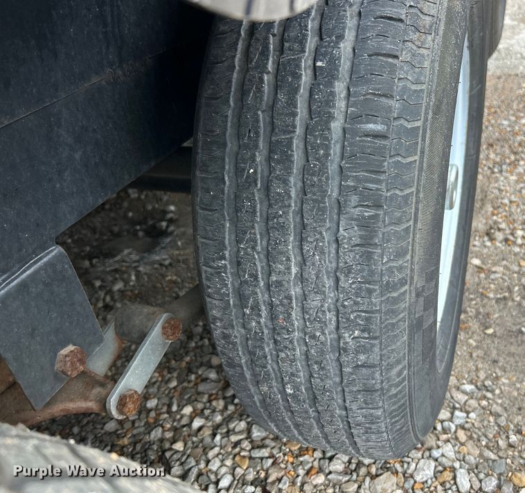 image for item EK4393 2017 Novae ST8218CHS-B-100 equipment trailer