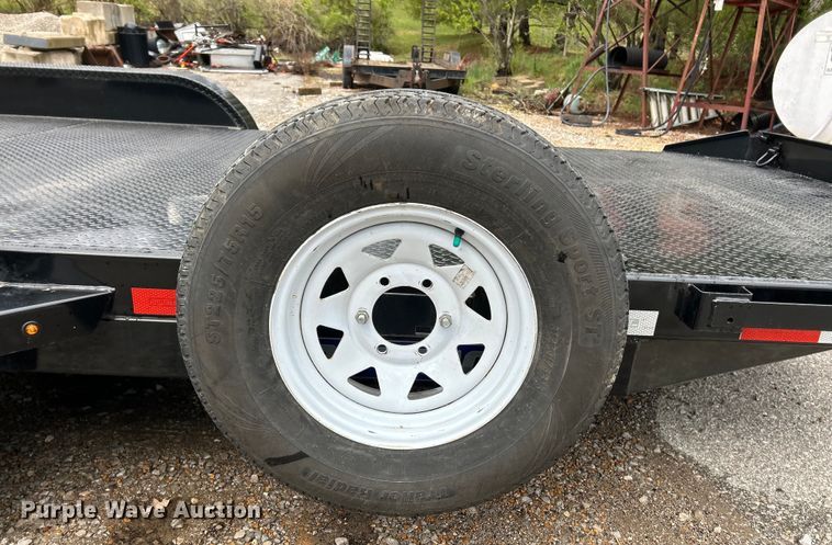 image for item EK4393 2017 Novae ST8218CHS-B-100 equipment trailer