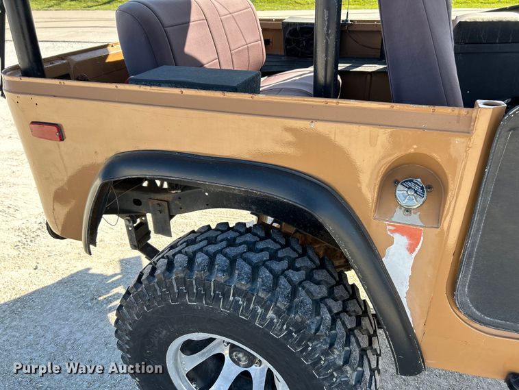 image for item EK4417 1972 Toyota FJ 40 Land Cruiser SUV