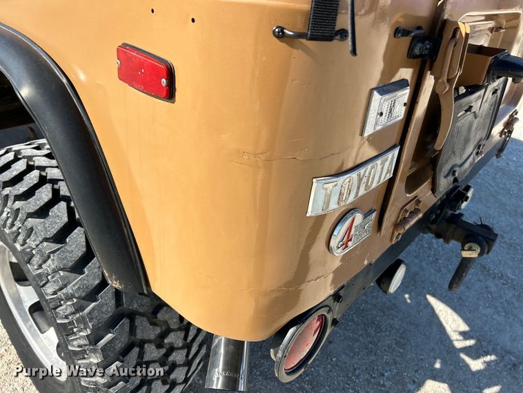 image for item EK4417 1972 Toyota FJ 40 Land Cruiser SUV