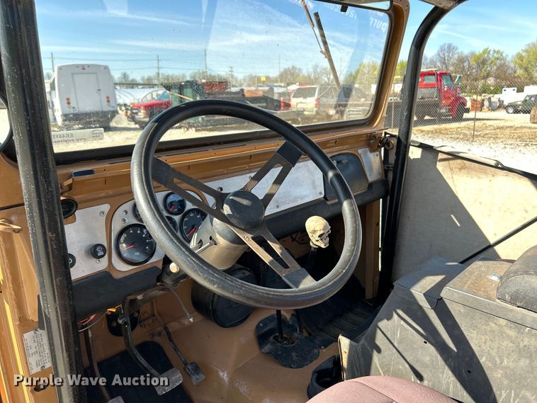 image for item EK4417 1972 Toyota FJ 40 Land Cruiser SUV