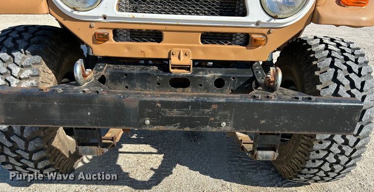 image for item EK4417 1972 Toyota FJ 40 Land Cruiser SUV