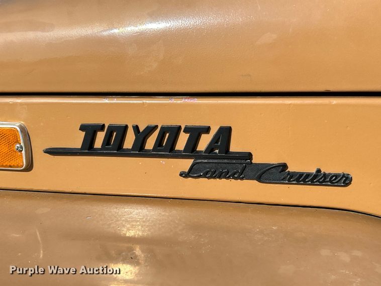 image for item EK4417 1972 Toyota FJ 40 Land Cruiser SUV