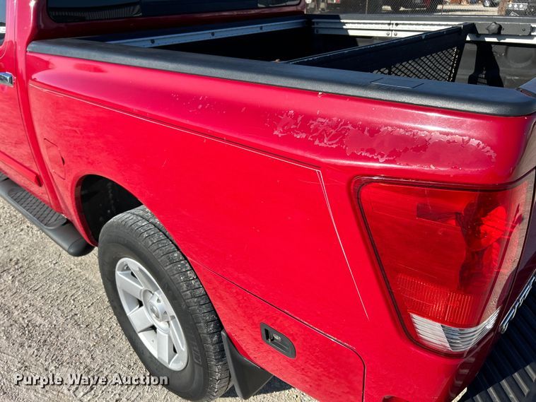 image for item EK4418 2005 Nissan  Titan LE Crew Cab pickup truck