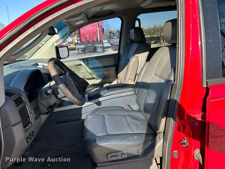 image for item EK4418 2005 Nissan  Titan LE Crew Cab pickup truck