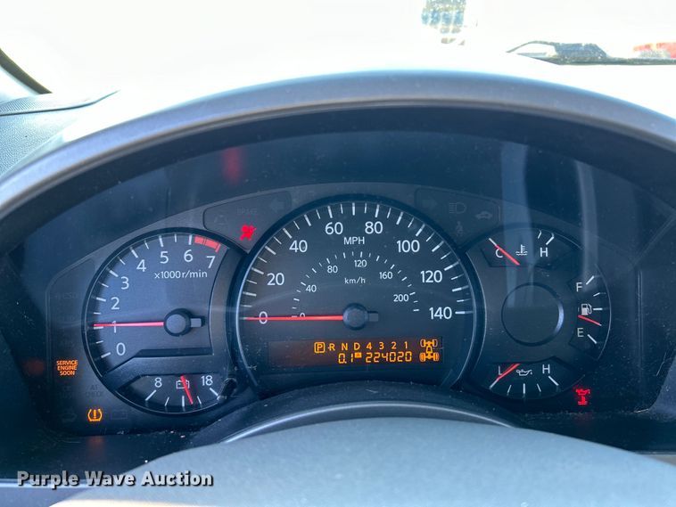 image for item EK4418 2005 Nissan  Titan LE Crew Cab pickup truck