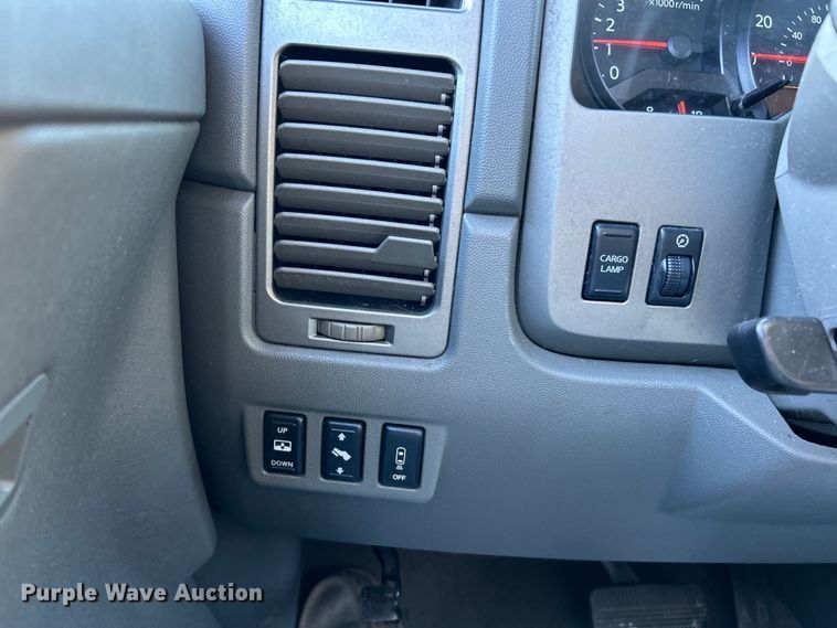 image for item EK4418 2005 Nissan  Titan LE Crew Cab pickup truck