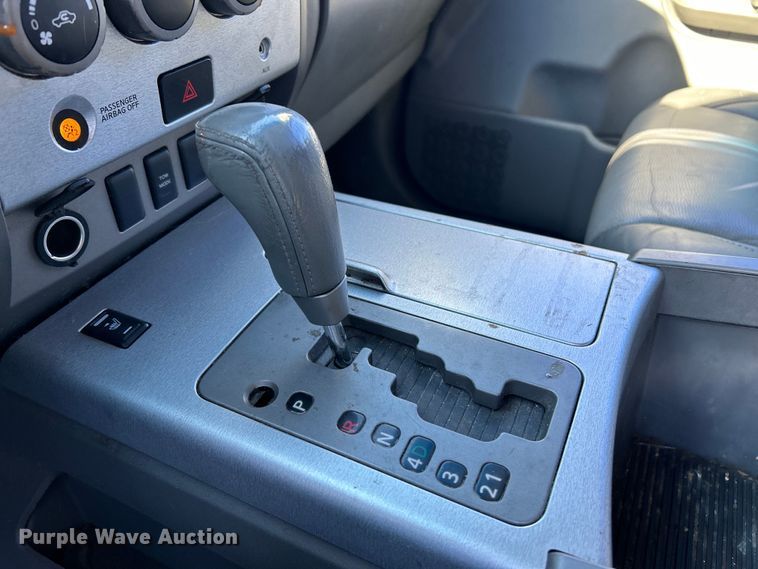 image for item EK4418 2005 Nissan  Titan LE Crew Cab pickup truck