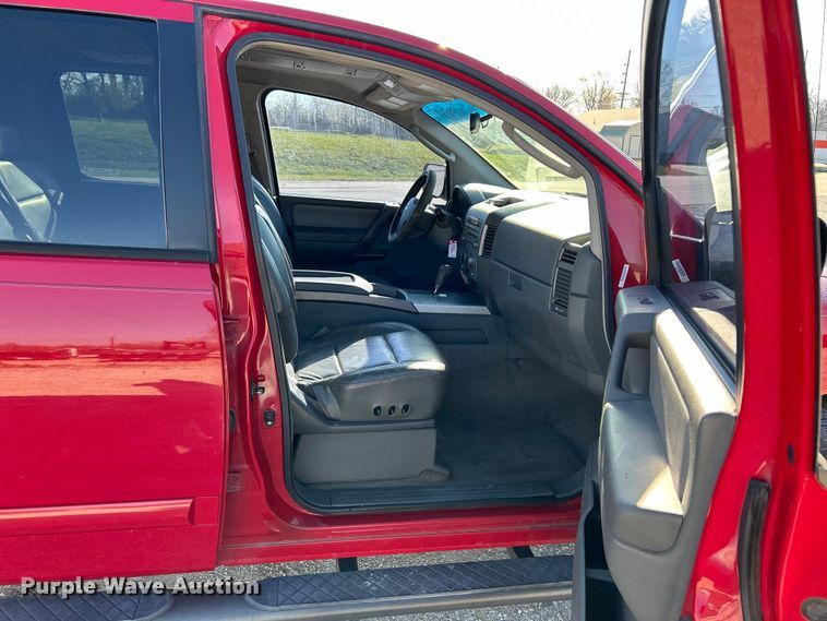 image for item EK4418 2005 Nissan  Titan LE Crew Cab pickup truck