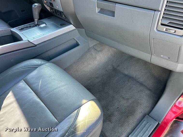 image for item EK4418 2005 Nissan  Titan LE Crew Cab pickup truck