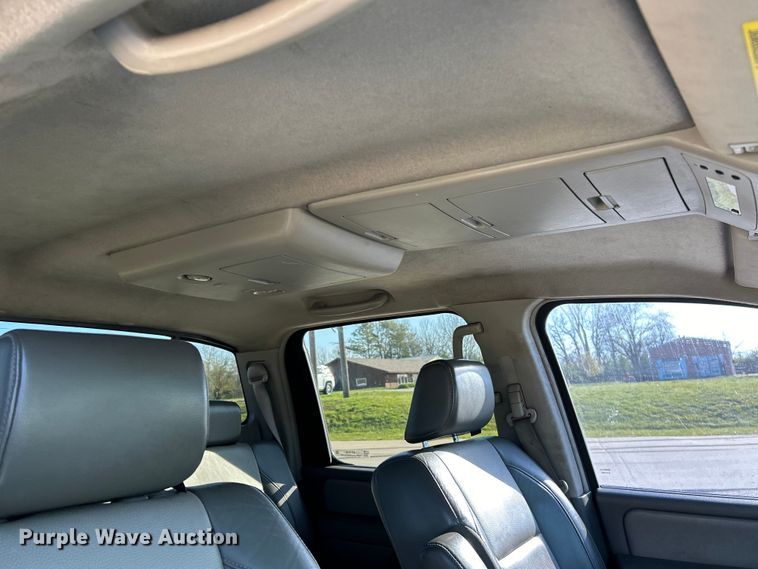 image for item EK4418 2005 Nissan  Titan LE Crew Cab pickup truck