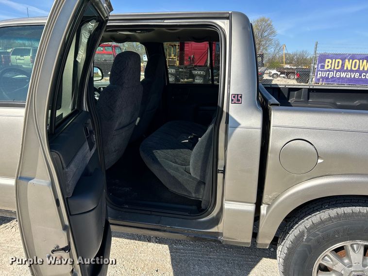 image for item EK4419 2002 GMC Sonoma SLS Crew Cab pickup truck