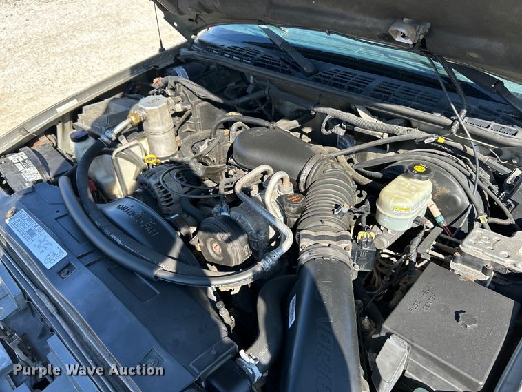 image for item EK4419 2002 GMC Sonoma SLS Crew Cab pickup truck