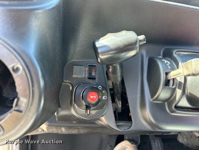 image for item EK4428 2016 Kubota  RTV-X1100C utility vehicle