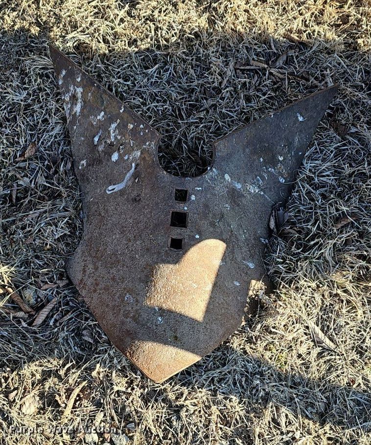 image for item EK5709 Yardman lawn tractor