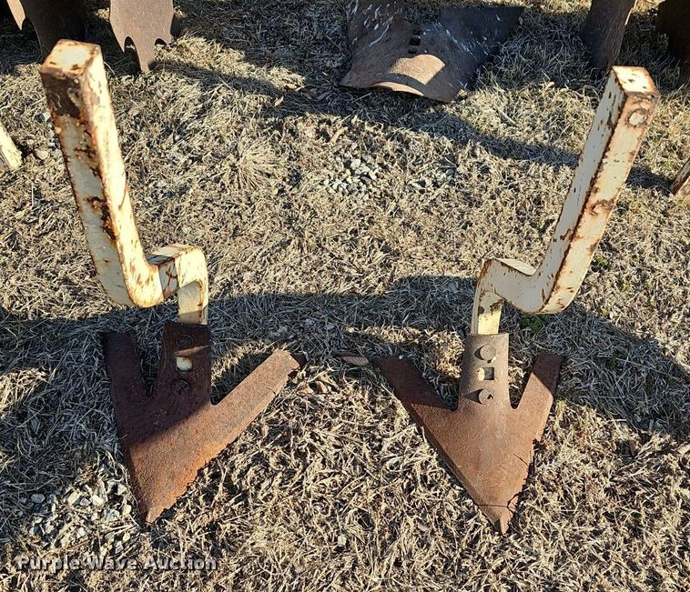 image for item EK5709 Yardman lawn tractor