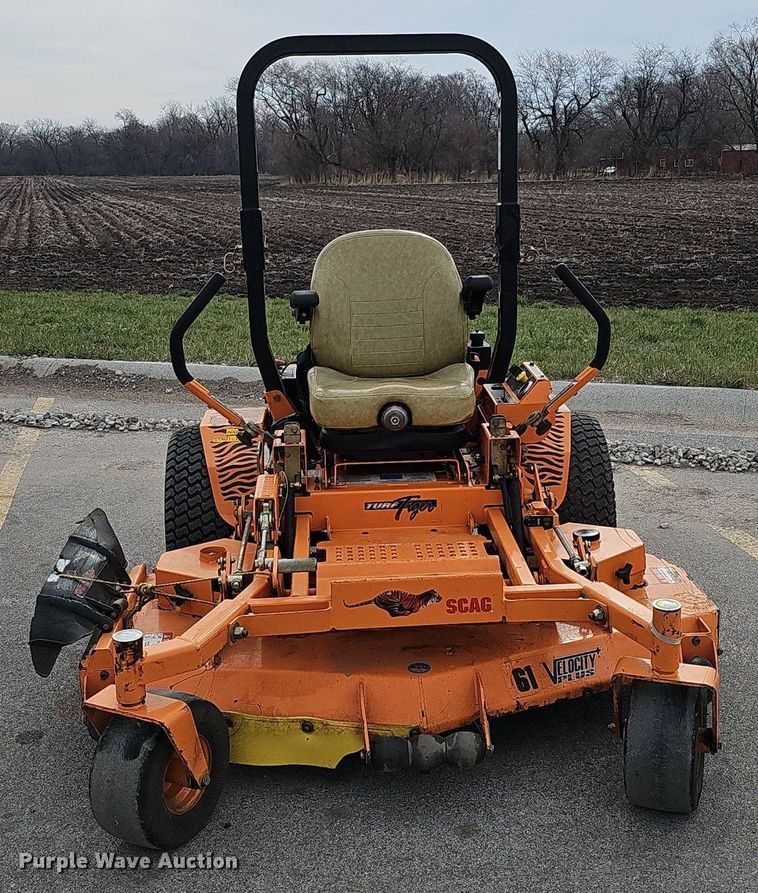 image for item IO9891 Scag Turf Tiger STT61V-29CH-EFI ZTR lawn mower