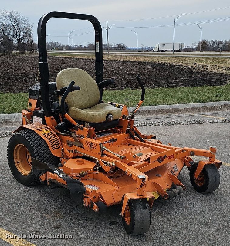 image for item IO9891 Scag Turf Tiger STT61V-29CH-EFI ZTR lawn mower