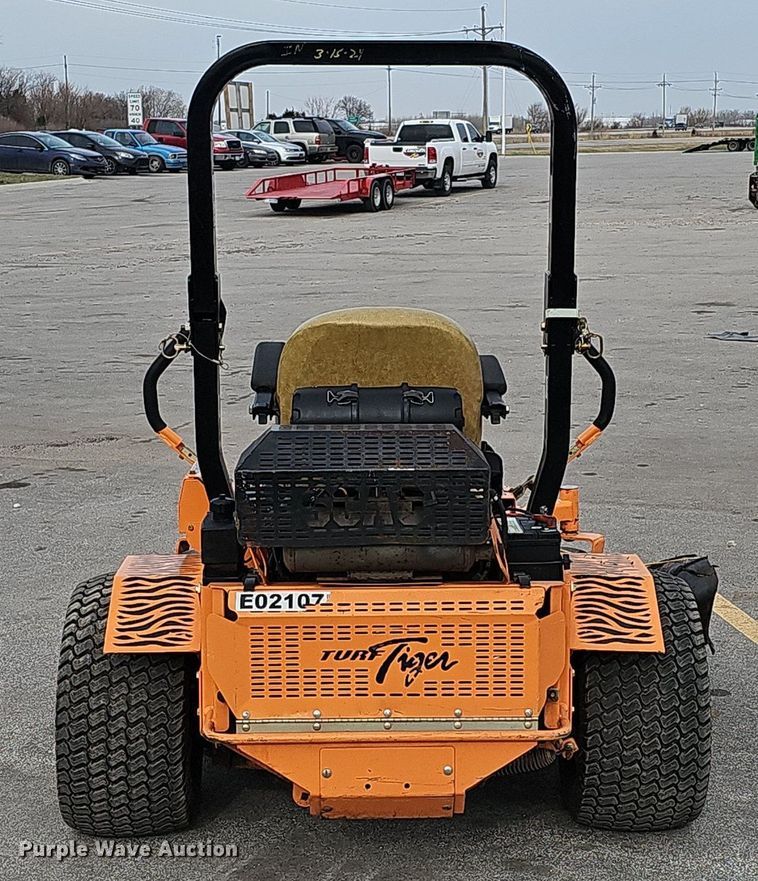 image for item IO9891 Scag Turf Tiger STT61V-29CH-EFI ZTR lawn mower
