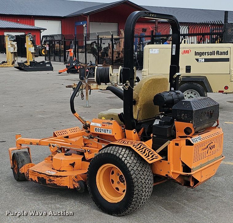 image for item IO9891 Scag Turf Tiger STT61V-29CH-EFI ZTR lawn mower