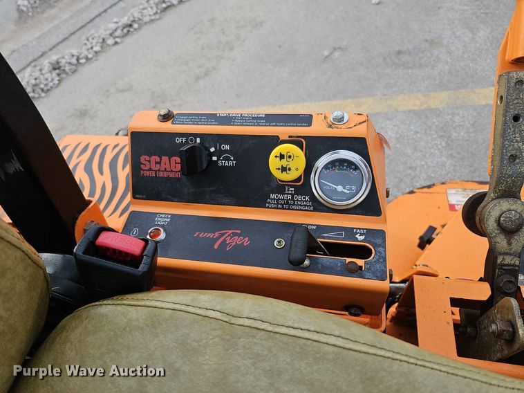 image for item IO9891 Scag Turf Tiger STT61V-29CH-EFI ZTR lawn mower