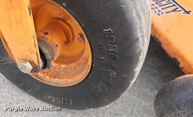 image for item IO9891 Scag Turf Tiger STT61V-29CH-EFI ZTR lawn mower