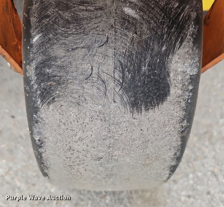 image for item IO9891 Scag Turf Tiger STT61V-29CH-EFI ZTR lawn mower