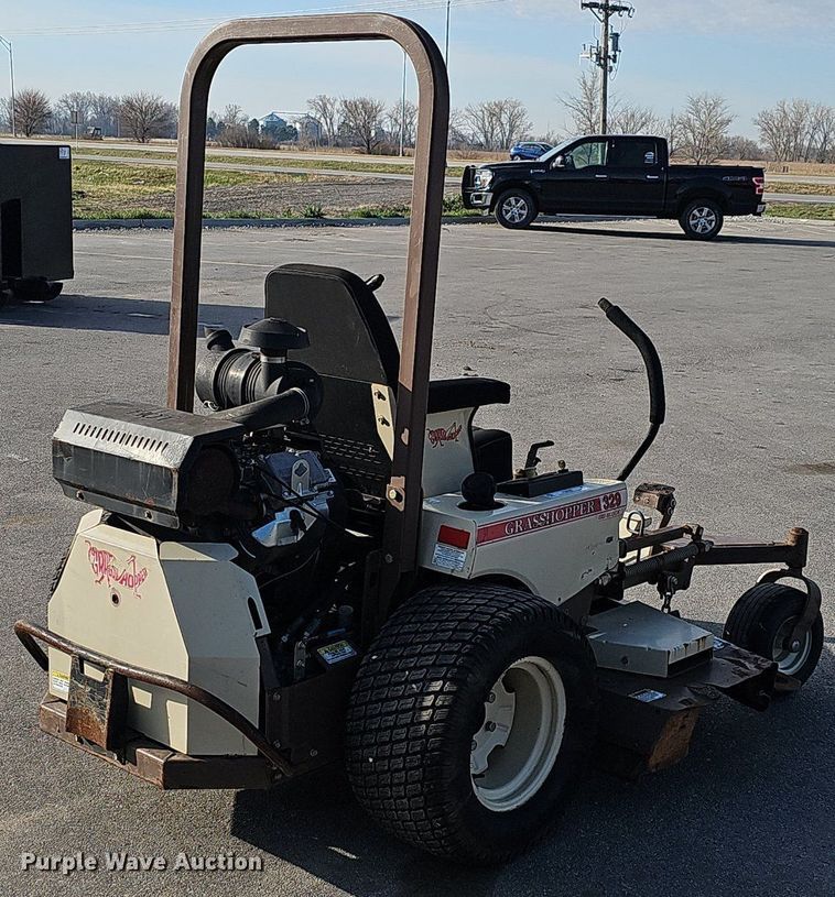 image for item IO9908 Grasshopper 329B ZTR lawn mower
