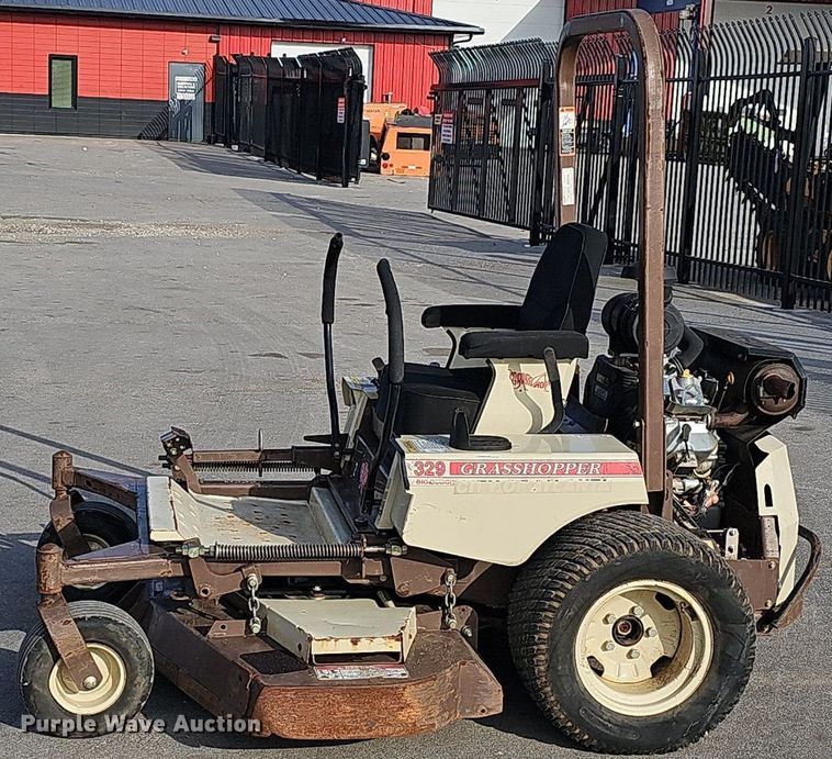 image for item IO9908 Grasshopper 329B ZTR lawn mower
