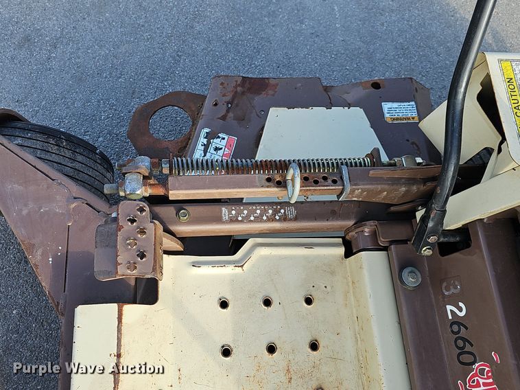 image for item IO9908 Grasshopper 329B ZTR lawn mower