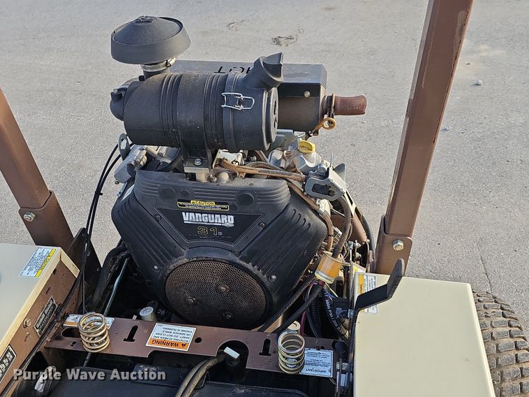 image for item IO9908 Grasshopper 329B ZTR lawn mower