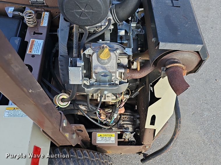 image for item IO9908 Grasshopper 329B ZTR lawn mower