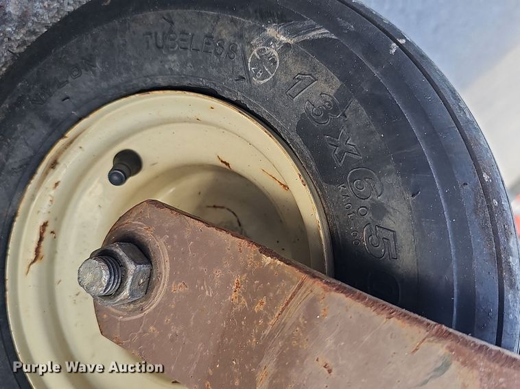 image for item IO9908 Grasshopper 329B ZTR lawn mower