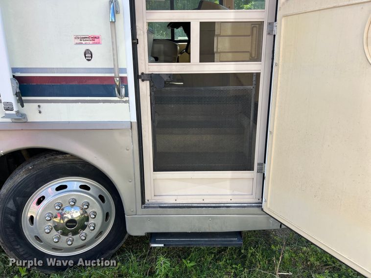 image for item KV9776 2002 Horizon Itasca IKP36LD RV