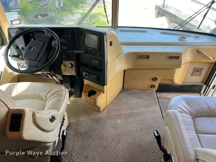 image for item KV9776 2002 Horizon Itasca IKP36LD RV