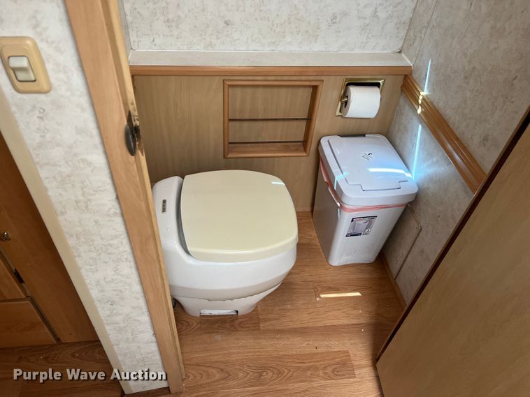 image for item KV9776 2002 Horizon Itasca IKP36LD RV